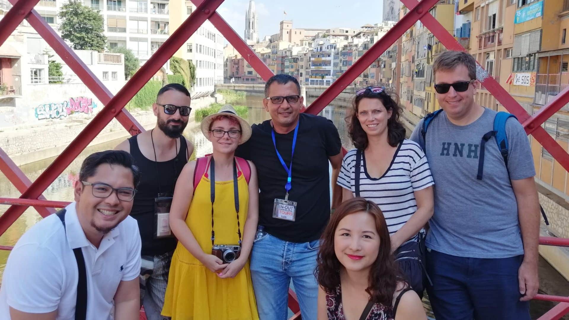 Medieval Girona and Costa Brava Private Day Tour - In out Barcelona Tours