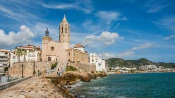 Roman Tarragona and Sitges Fishing Village Small Group Day Tour - In out Barcelona Tours