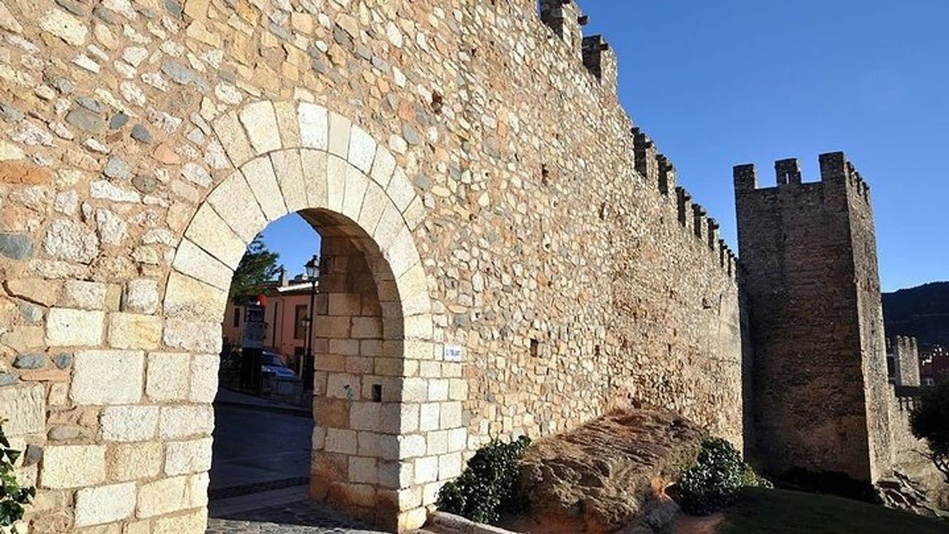 Legends, Traditions and Essence of Catalunya. Interactive virtual tour - In out Barcelona Tours