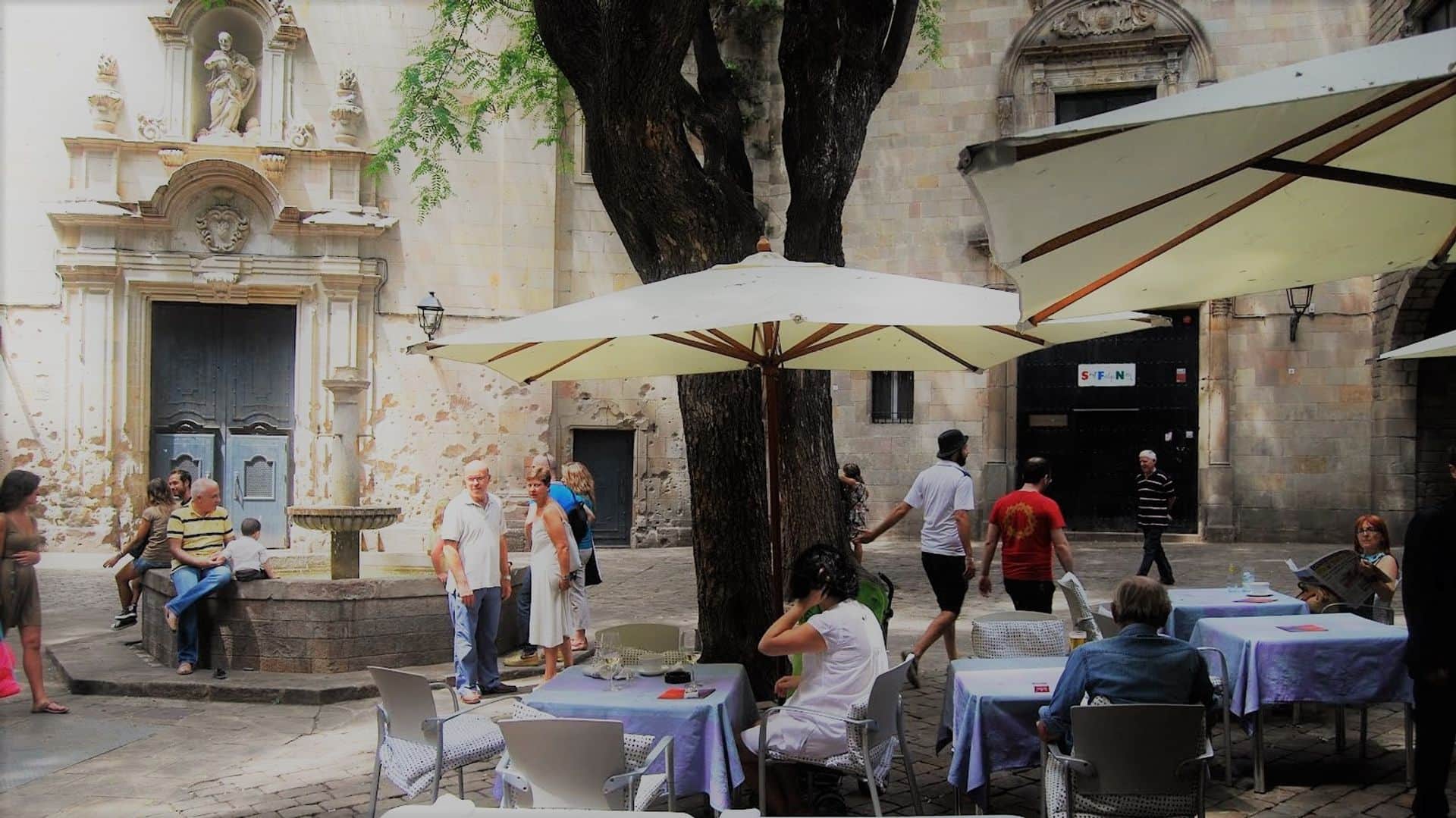 Barcelona Highlights Interactive Small Group Virtual Tour - In out Barcelona Tours